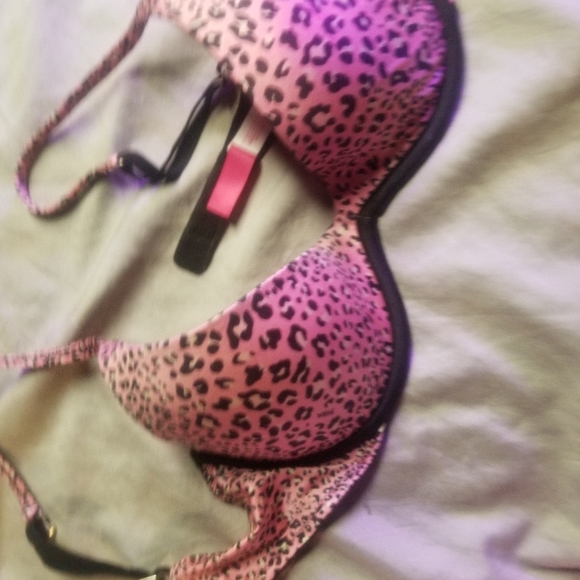 Victoria's Secret Pink Scoopneck Bra Size 34b - Picture 3 of 6